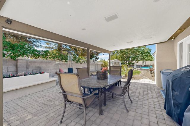 12518 Iroquois Place NE, Albuquerque, NM 87112