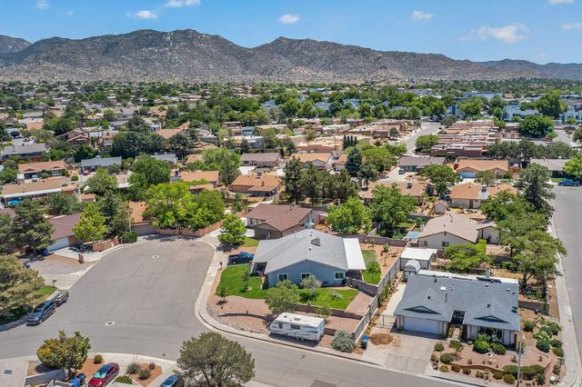 12518 Iroquois Place NE, Albuquerque, NM 87112