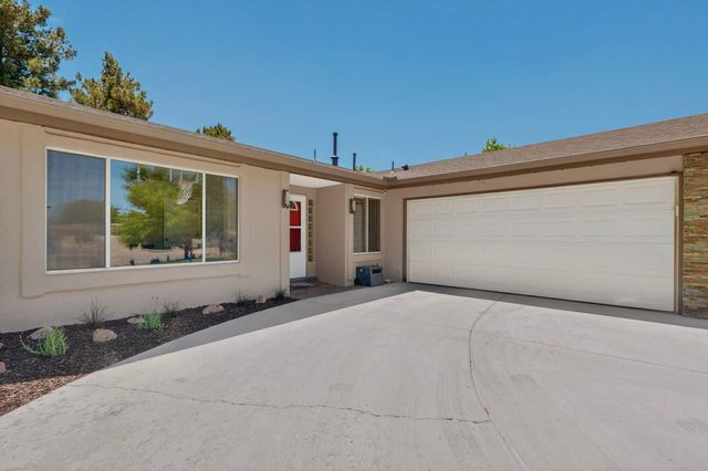 12518 Iroquois Place NE, Albuquerque, NM 87112
