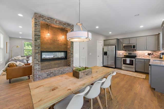 2676 Hartford Dr, Nashville, TN 37210