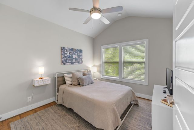 2676 Hartford Dr, Nashville, TN 37210