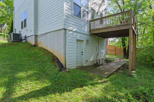 2676 Hartford Dr, Nashville, TN 37210