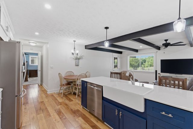 105 Brooklawn Dr, White House, TN 37188