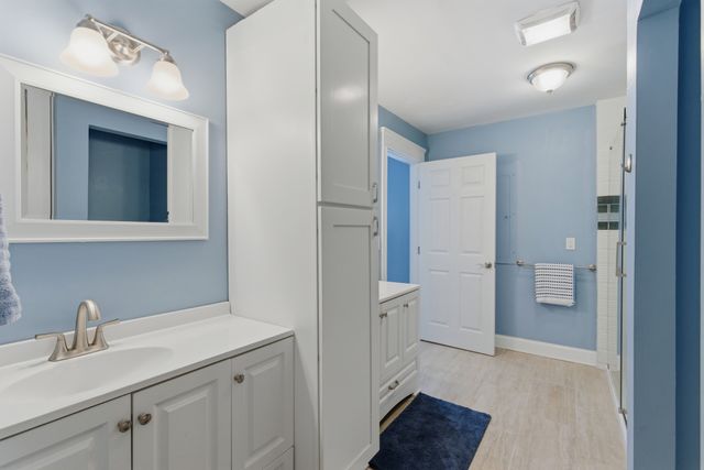 105 Brooklawn Dr, White House, TN 37188