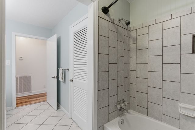105 Brooklawn Dr, White House, TN 37188