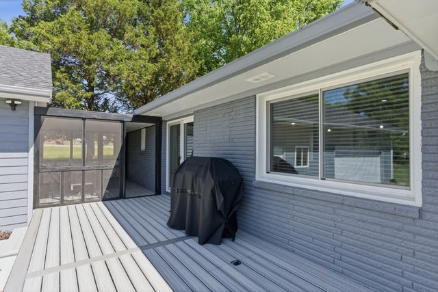 105 Brooklawn Dr, White House, TN 37188