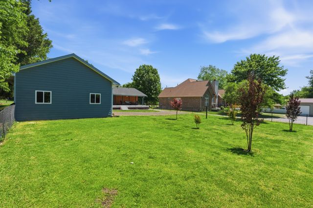 105 Brooklawn Dr, White House, TN 37188