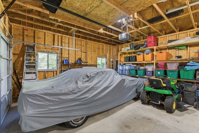 105 Brooklawn Dr, White House, TN 37188