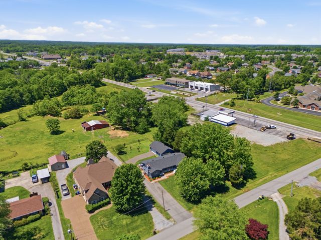 105 Brooklawn Dr, White House, TN 37188
