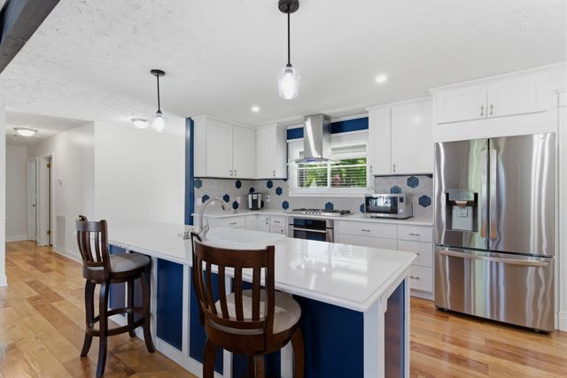 105 Brooklawn Dr, White House, TN 37188