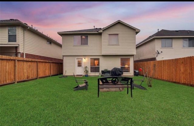 16923 Lockford Lane, Houston, TX 77073