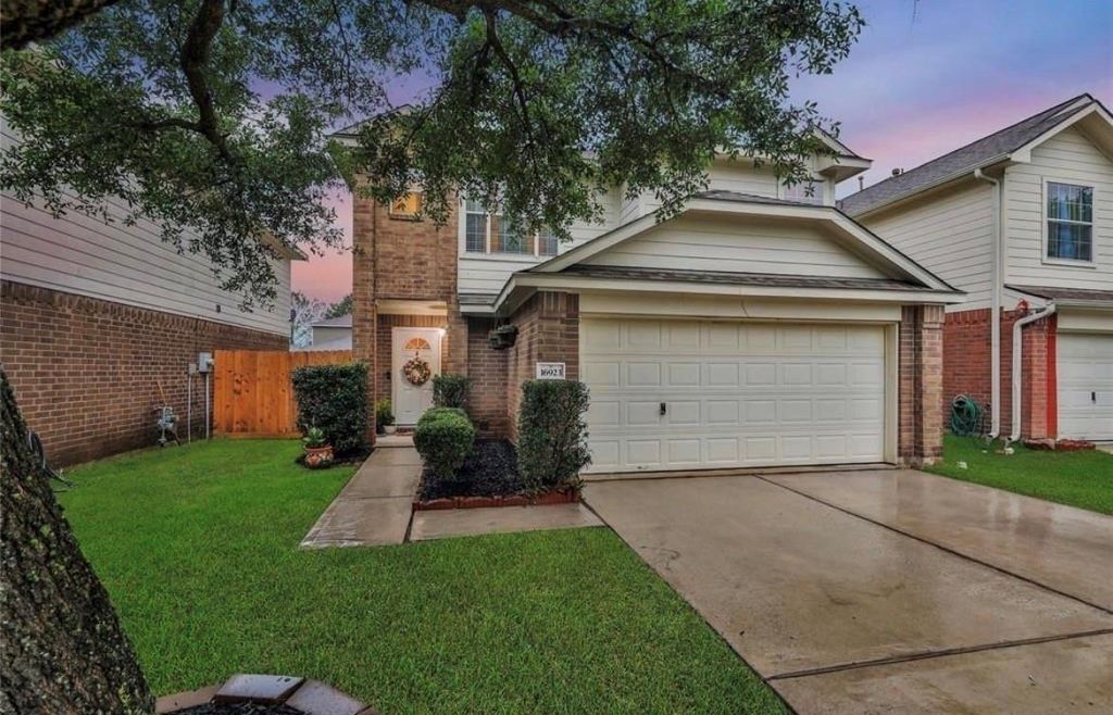 16923 Lockford Lane, Houston, TX 77073