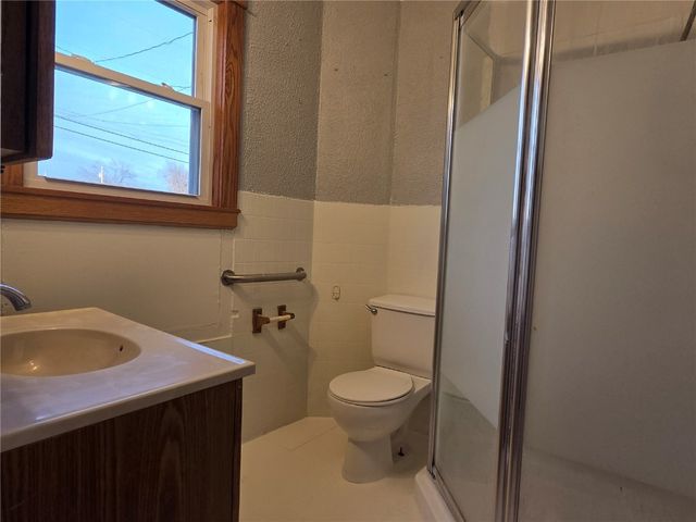 1517 34th Street NE, Cedar Rapids, IA 52402