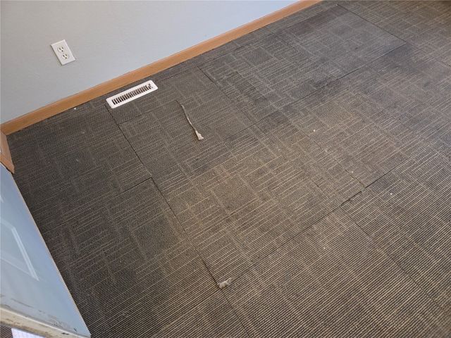 1517 34th Street NE, Cedar Rapids, IA 52402