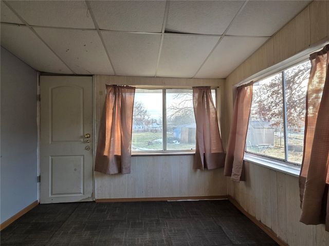 1517 34th Street NE, Cedar Rapids, IA 52402