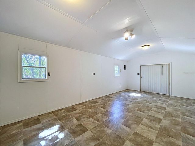 16475 KIDS AVE, Weeki Wachee, FL 34614