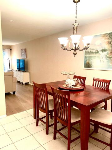 2929 SE Ocean Boulevard 117, Stuart, FL 34996