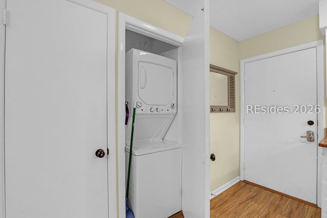 45 Folly Field Rd Apt 13E, Hilton Head Island, SC 29928