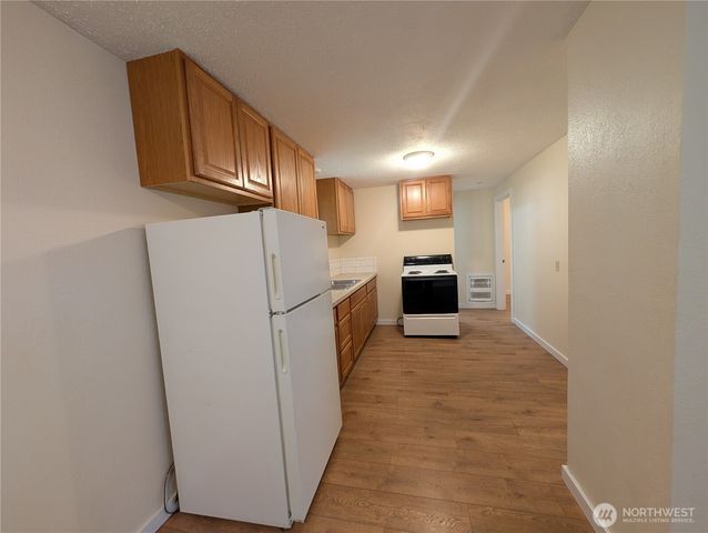 11002 Idlewild Road SW, Lakewood, WA 98498