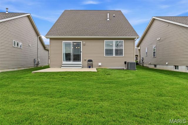 428 Copperfield Court, St Charles, MO 63301