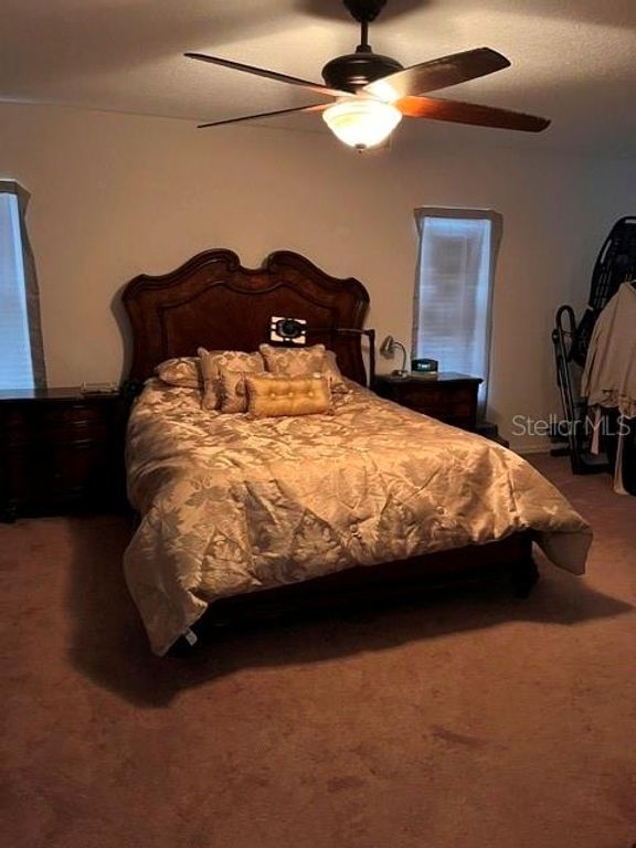 Image 12 of property listing at 10049 SAVANNAH BLUFF LANE, Orlando, FL 32829