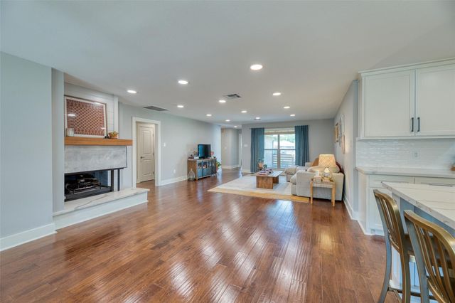 1814 Tattenhall Drive, Houston, TX 77008