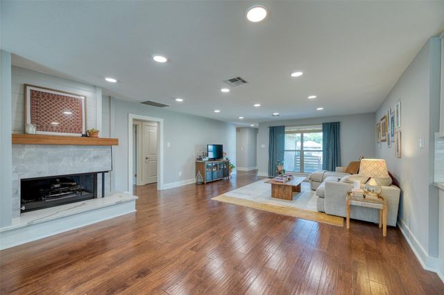 1814 Tattenhall Drive, Houston, TX 77008