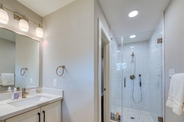 1814 Tattenhall Drive, Houston, TX 77008