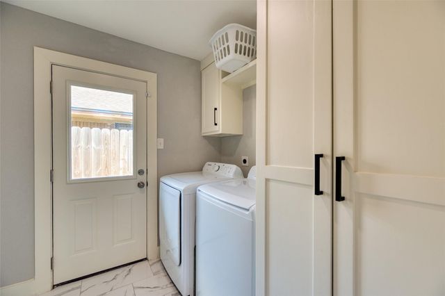 1814 Tattenhall Drive, Houston, TX 77008