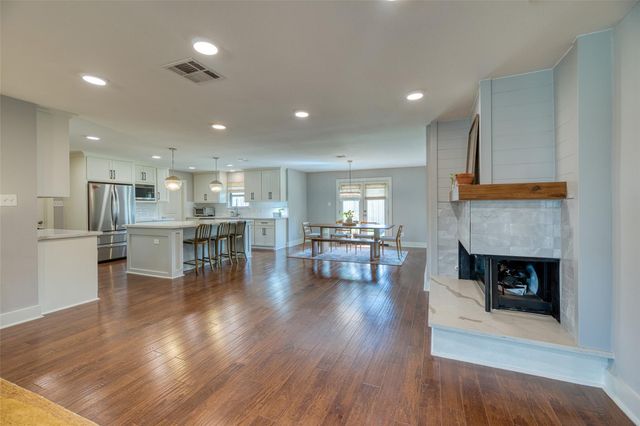 1814 Tattenhall Drive, Houston, TX 77008