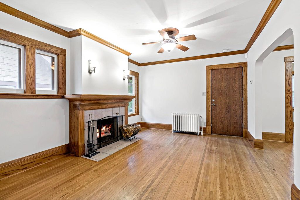 1051 Sherburne Avenue, Saint Paul, MN 55104 — photo 2