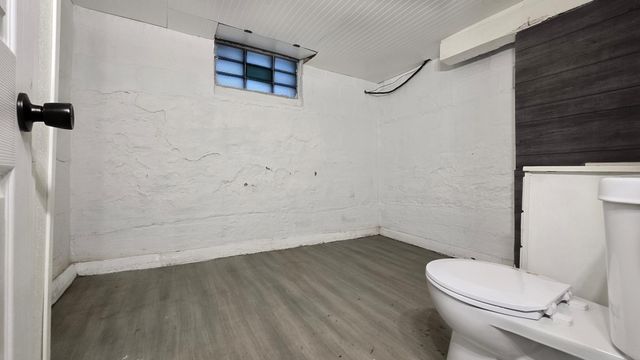 1124 Jessamine Avenue E, Saint Paul, MN 55106