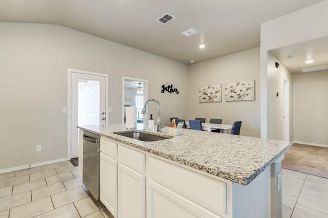 1612 136th Street, Lubbock, TX 79423