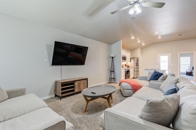 1612 136th Street, Lubbock, TX 79423
