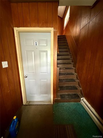 821 Griswold Street, Port Huron, MI 48060