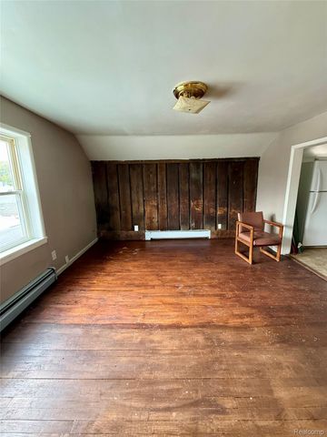 821 Griswold Street, Port Huron, MI 48060
