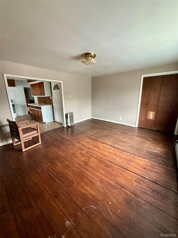 821 Griswold Street, Port Huron, MI 48060