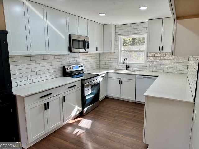 656 Moon Road, Lawrenceville, GA 30046