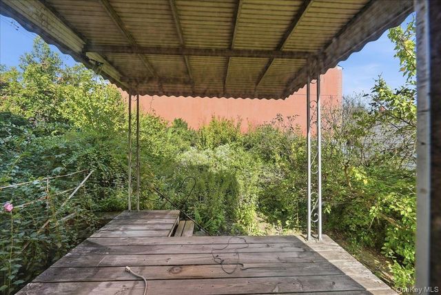20229 120th Avenue, Saint Albans, NY 11412