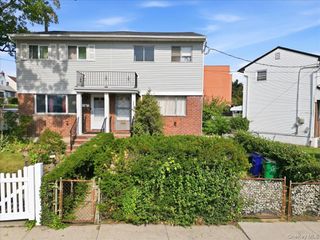 20229 120th Avenue, Saint Albans, NY 11412