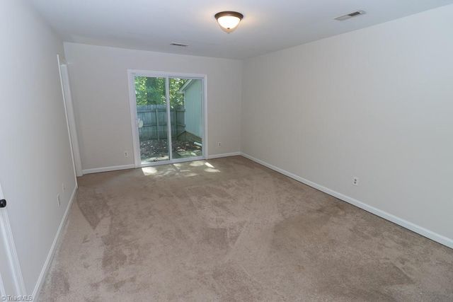 1404 Grantland Place, Greensboro, NC 27410