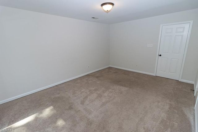 1404 Grantland Place, Greensboro, NC 27410