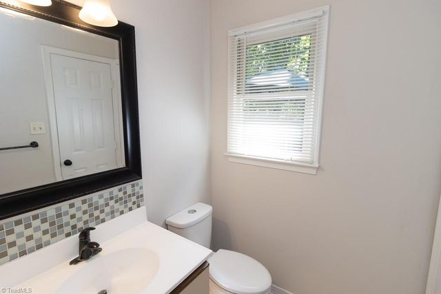 1404 Grantland Place, Greensboro, NC 27410