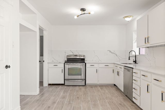 13766 Heartside Place, Farmers Branch, TX 75234