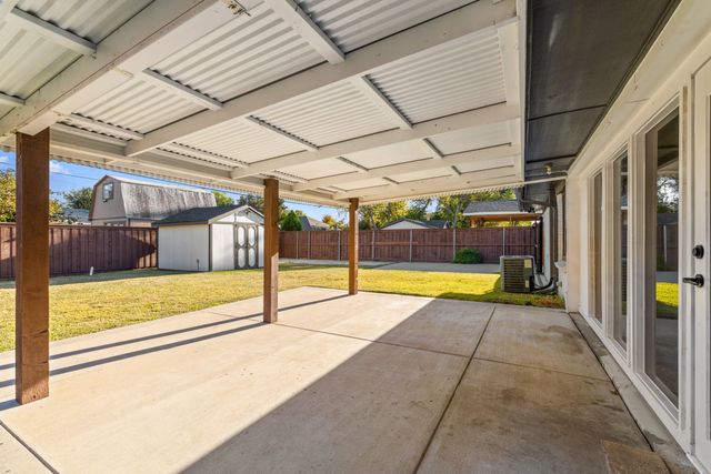 13766 Heartside Place, Farmers Branch, TX 75234