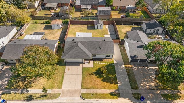 13766 Heartside Place, Farmers Branch, TX 75234