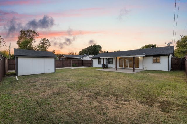 13766 Heartside Place, Farmers Branch, TX 75234