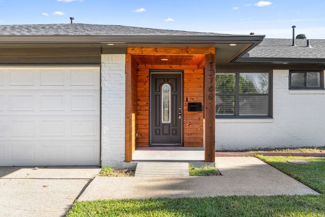 13766 Heartside Place, Farmers Branch, TX 75234