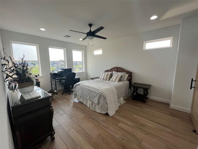 11686 Renaissance Drive, Montgomery, TX 77356