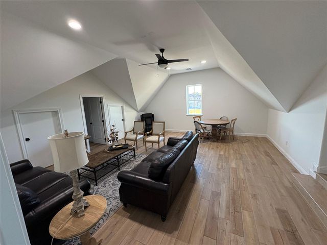 11686 Renaissance Drive, Montgomery, TX 77356